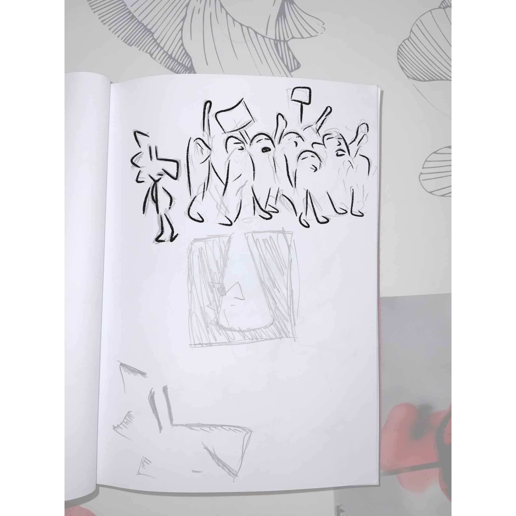 Carnet montrant des personnages et des pancartes, à l’encre et au crayon.